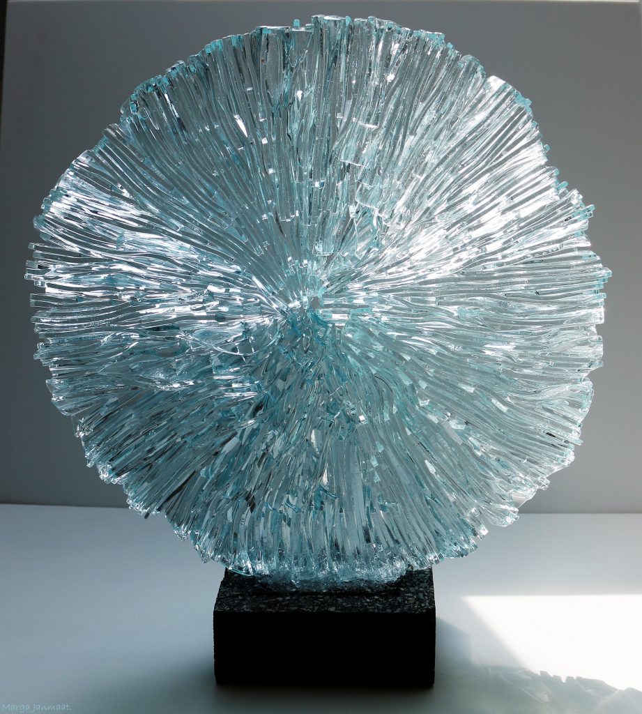 Circle of glass